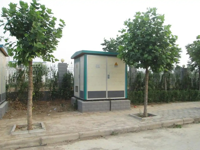 榕江1000KVA欧式箱式变压器